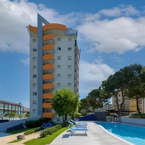 https://residence-torre-di-noe.hotelinveneto.com